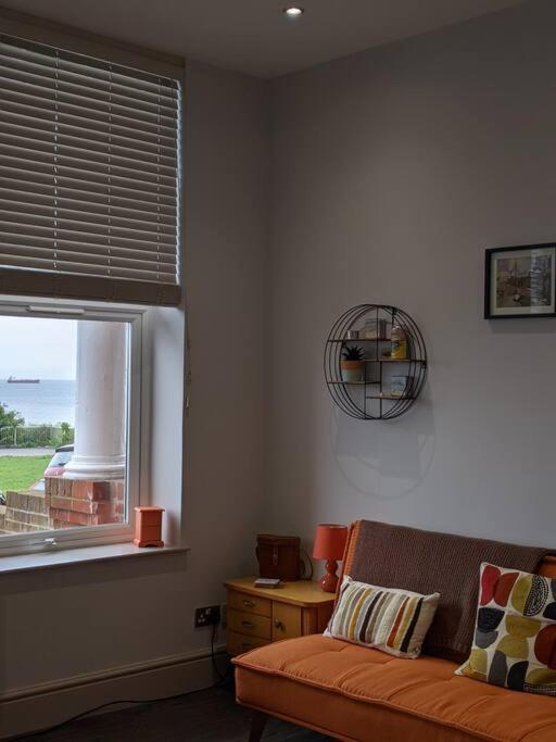 마게이트 Waves@Walpole - 2 Bed Flat With Amazing Sea Views 아파트 외부 사진
